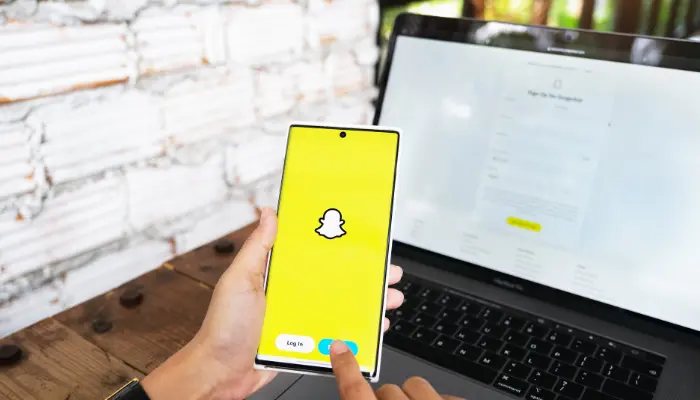 Snapchat Marketing Strategies: Engaging the Younger Demographic
